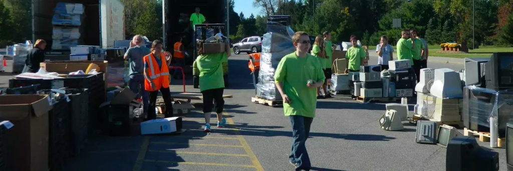 Fremont Township Recycling event volunteers